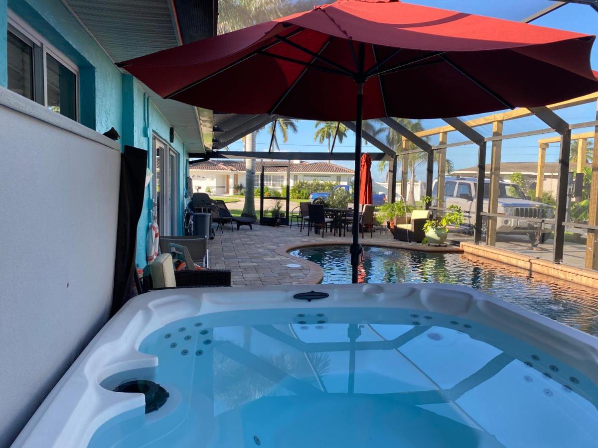 This Homestay Oasis Is The Cape'S Best Place To Stay Cape Coral Exteriér fotografie