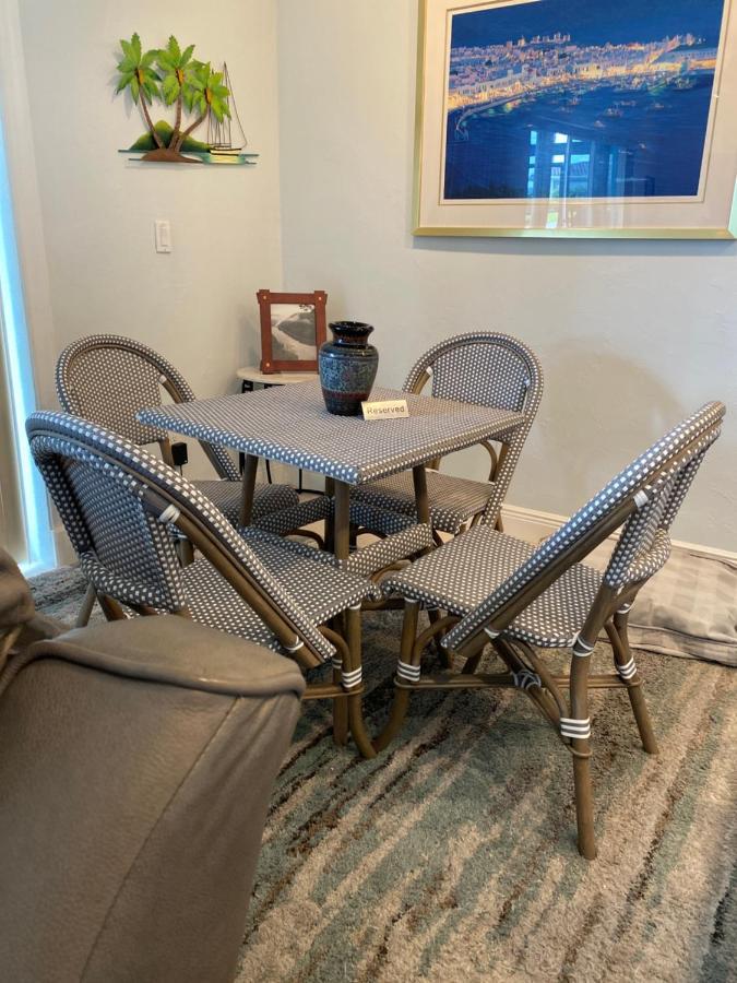 This Homestay Oasis Is The Cape'S Best Place To Stay Cape Coral Exteriér fotografie